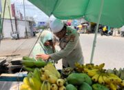 Tabur Kebaikan, Sat Binmas Polres Bima Kota Gelar Jumat Berbagi untuk Warga yang Membutuhkan